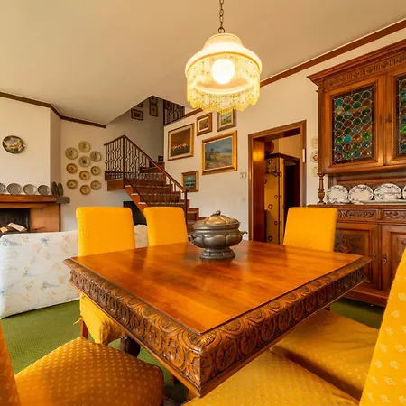 Furmiga Retreat Lakeview Garden Apartment *